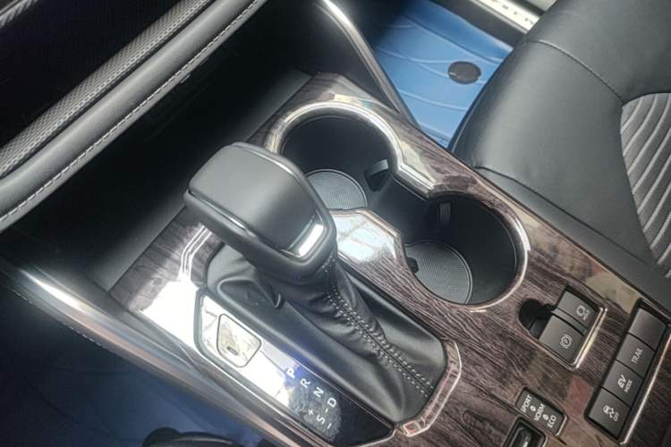 Used Toyota Crown Kluger 2023 2.5L HEV Four-Wheel Drive Prestige Edition Gear Lever
