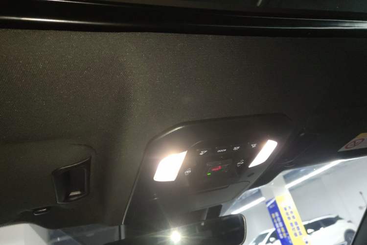 Used Toyota Crown Kluger 2023 2.5L HEV Four-Wheel Drive Prestige Edition Headliner