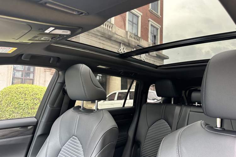 Used Toyota Crown Kluger 2023 2.5L HEV Four-Wheel Drive Prestige Edition Headliner