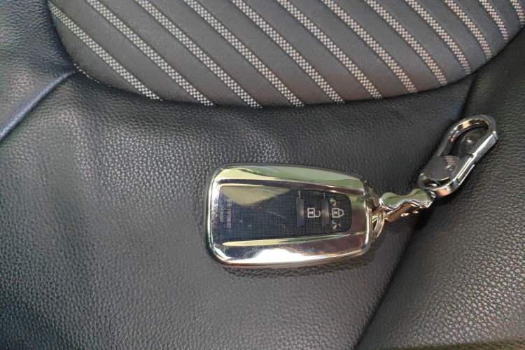 Used Toyota Crown Kluger 2023 2.5L HEV Four-Wheel Drive Luxury Edition Interior 1