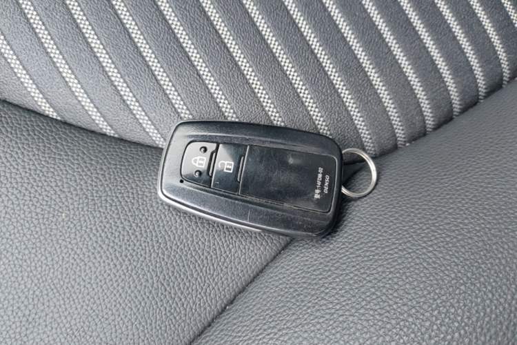 Used Toyota Crown Kluger 2023 2.5L HEV Four-Wheel Drive Luxury Edition Interior 1