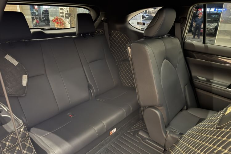 Used Toyota Crown Kluger 2023 2.5L HEV Four-Wheel Drive Flagship Edition Interior 14
