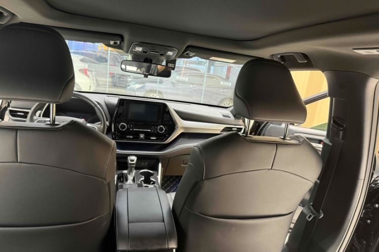 Used Toyota Crown Kluger 2023 2.5L HEV Four-Wheel Drive Luxury Edition Interior 2