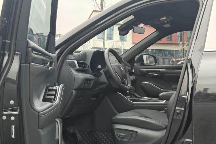 Used Toyota Crown Kluger 2023 2.5L HEV Four-Wheel Drive Prestige Edition Interior 2