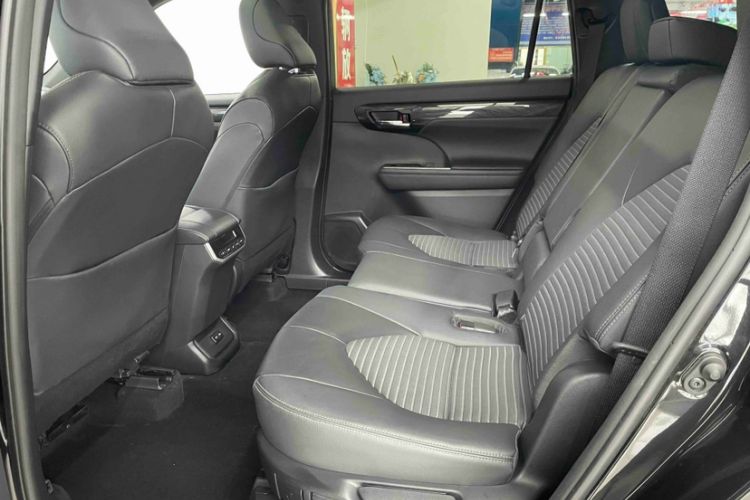 Used Toyota Crown Kluger 2023 2.5L HEV Four-Wheel Drive Prestige Edition Interior 3
