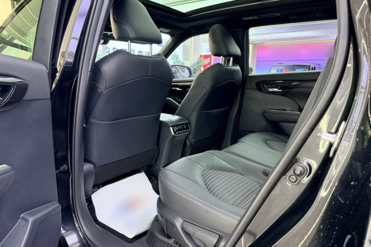Used Toyota Crown Kluger 2023 2.5L HEV Four-Wheel Drive Prestige Edition Interior 3