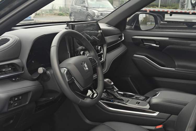 Used Toyota Crown Kluger 2023 2.5L HEV Four-Wheel Drive Prestige Edition Interior 3
