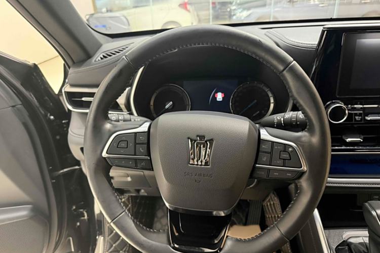 Used Toyota Crown Kluger 2023 2.5L HEV Four-Wheel Drive Luxury Edition Interior 4