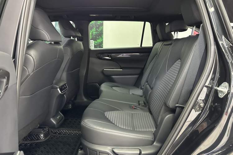 Used Toyota Crown Kluger 2023 2.5L HEV Four-Wheel Drive Prestige Edition Interior 4