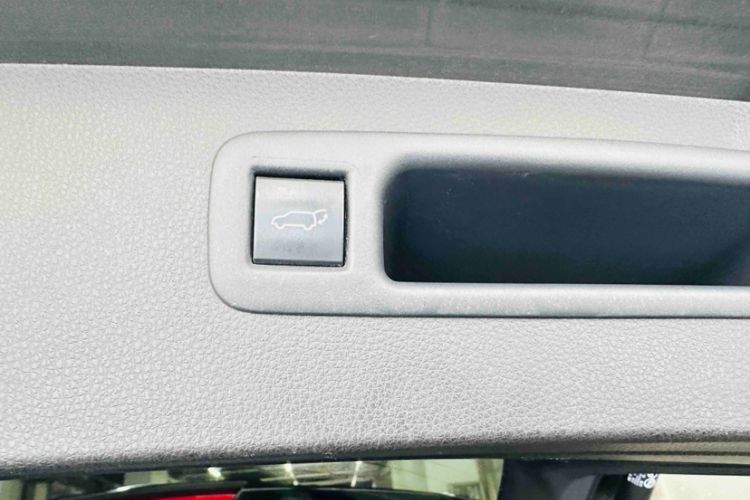 Used Toyota Crown Kluger 2023 2.5L HEV Four-Wheel Drive Prestige Edition Interior 7