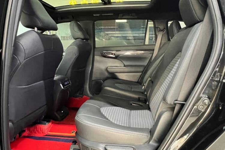 Used Toyota Crown Kluger 2023 2.5L HEV Four-Wheel Drive Prestige Edition Interior 8