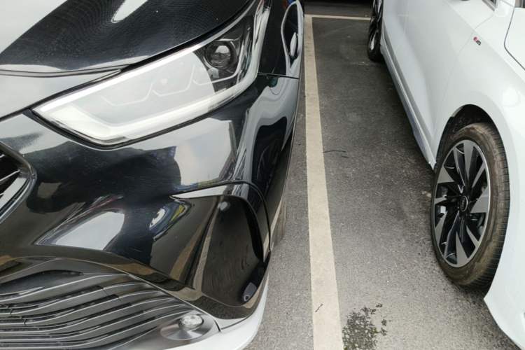 Used Toyota Crown Kluger 2023 2.5L HEV Four-Wheel Drive Elite Edition Left Front Headlight