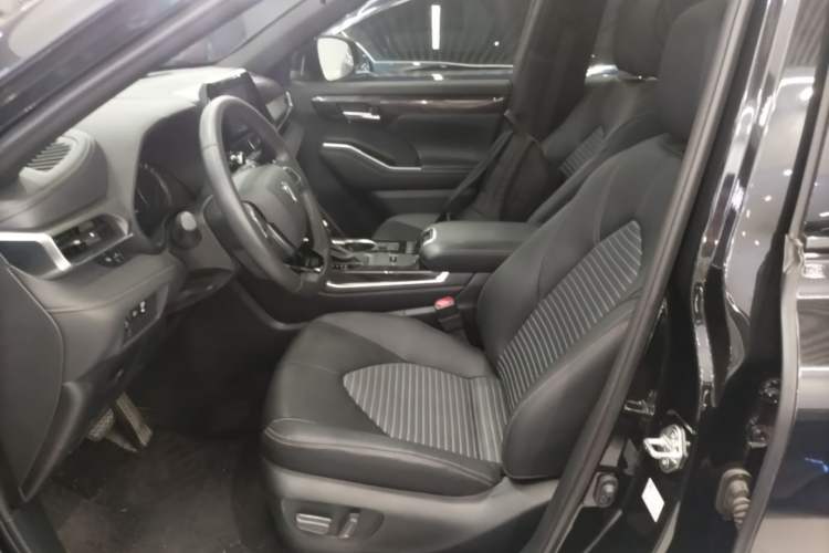 Used Toyota Crown Kluger 2023 2.5L HEV Four-Wheel Drive Luxury Edition Left Front Seat