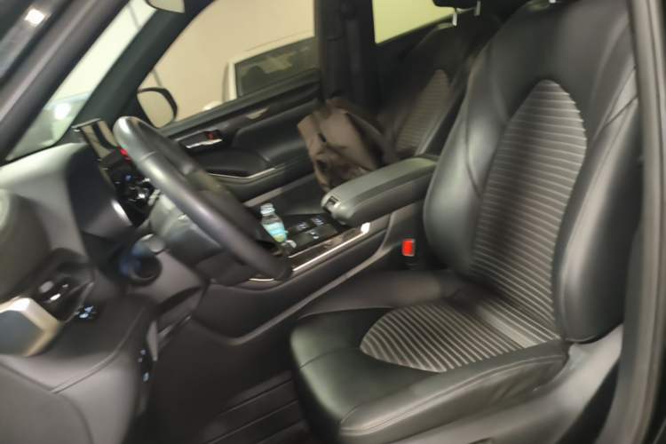 Used Toyota Crown Kluger 2023 2.5L HEV Four-Wheel Drive Prestige Edition Left Front Seat