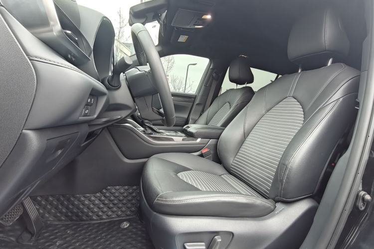Used Toyota Crown Kluger 2023 2.5L HEV Four-Wheel Drive Prestige Edition Left Front Seat