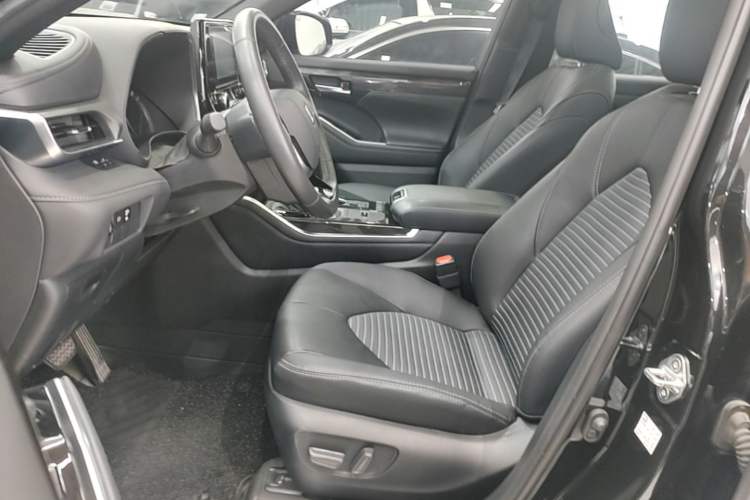 Used Toyota Crown Kluger 2023 2.5L HEV Four-Wheel Drive Luxury Edition Left Front Seat