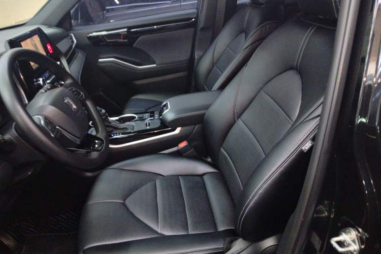 Used Toyota Crown Kluger 2023 2.5L HEV Two-Wheel Drive Entry Version (5 Seats) Left Front Seat