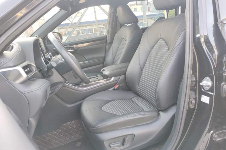 Used Toyota Crown Kluger 2023 2.5L HEV Four-Wheel Drive Luxury Edition Left Front Seat