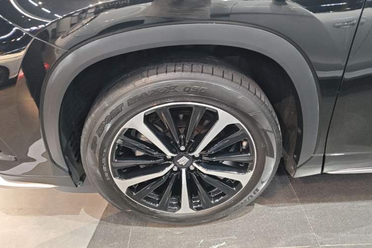 Used Toyota Crown Kluger 2023 2.5L HEV Four-Wheel Drive Prestige Edition Left Front Wheel Hub