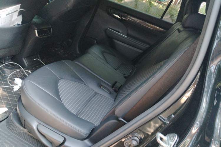 Used Toyota Crown Kluger 2023 2.5L HEV Four-Wheel Drive Prestige Edition Left Rear Seat