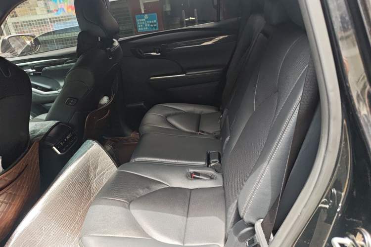 Used Toyota Crown Kluger 2023 2.5L HEV Four-Wheel Drive Flagship Edition Left Rear Seat