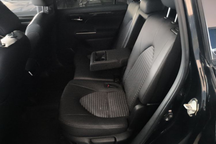 Used Toyota Crown Kluger 2023 2.5L HEV Four-Wheel Drive Prestige Edition Left Rear Seat