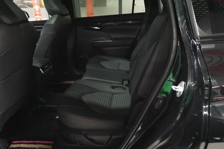 Used Toyota Crown Kluger 2023 2.5L HEV Four-Wheel Drive Prestige Edition Left Rear Seat
