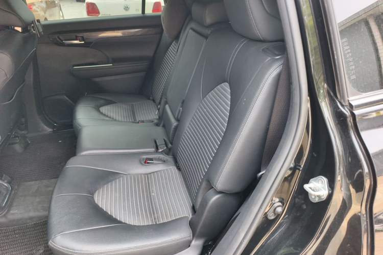 Used Toyota Crown Kluger 2023 2.5L HEV Four-Wheel Drive Luxury Edition Left Rear Seat