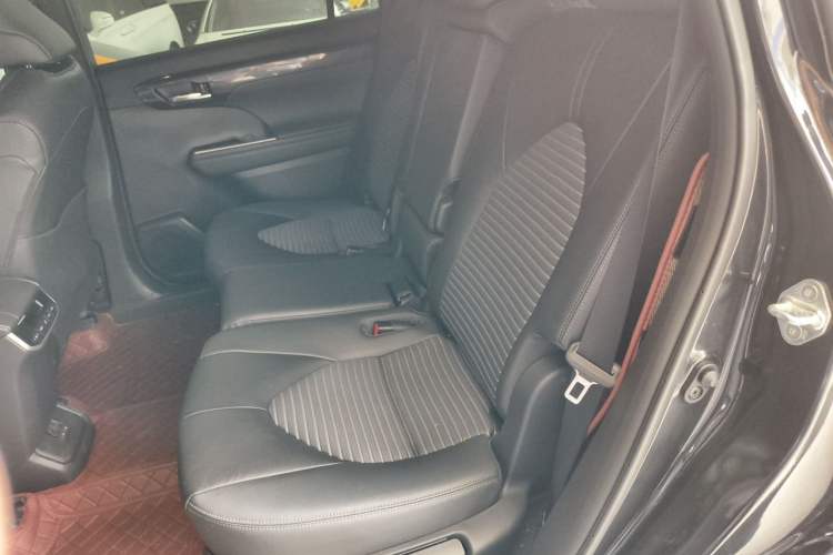 Used Toyota Crown Kluger 2023 2.5L HEV Four-Wheel Drive Prestige Edition Left Rear Seat