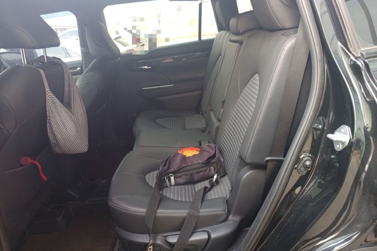 Used Toyota Crown Kluger 2023 2.5L HEV Four-Wheel Drive Prestige Edition Left Rear Seat
