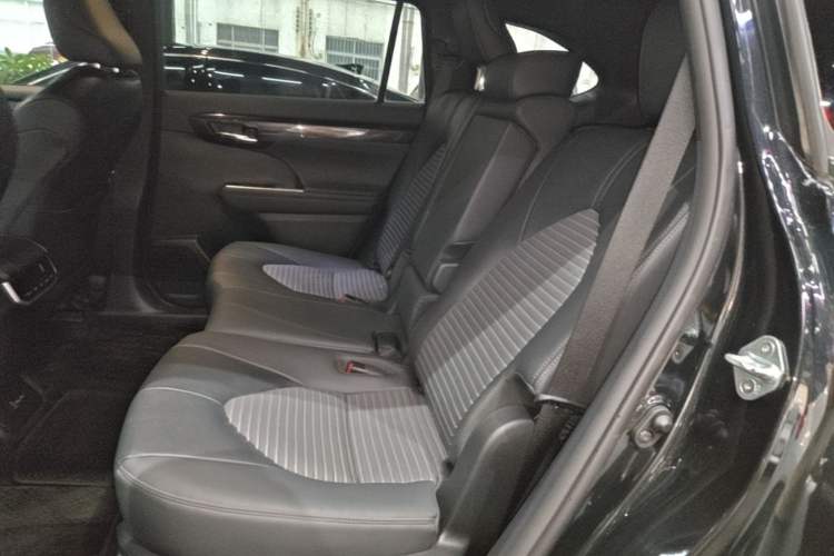 Used Toyota Crown Kluger 2023 2.5L HEV Four-Wheel Drive Prestige Edition Left Rear Seat