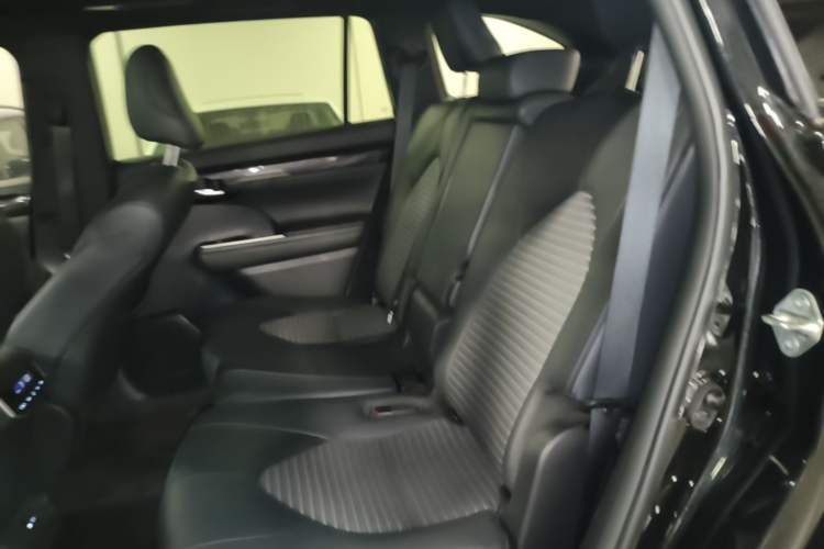 Used Toyota Crown Kluger 2023 2.5L HEV Four-Wheel Drive Prestige Edition Left Rear Seat