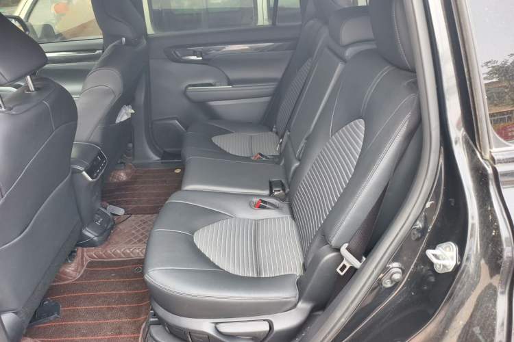 Used Toyota Crown Kluger 2023 2.5L HEV Four-Wheel Drive Prestige Edition Left Rear Seat