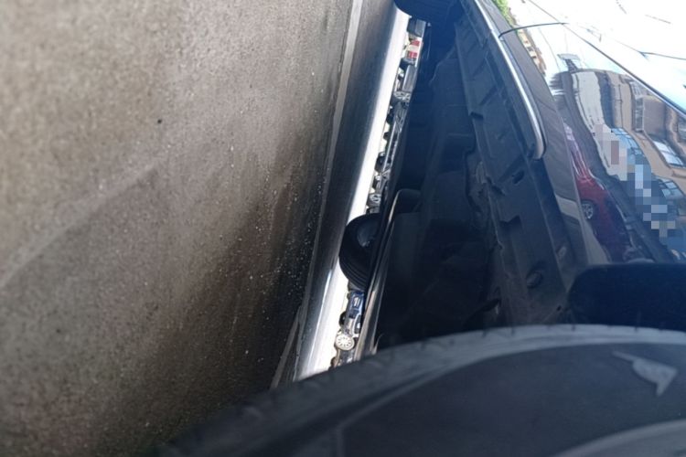 Used Toyota Crown Kluger 2023 2.5L HEV Four-Wheel Drive Luxury Edition Left Side Sill