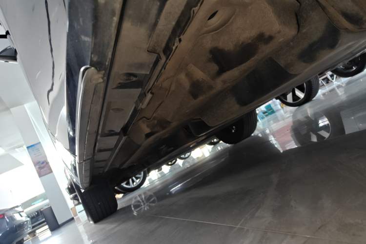 Used Toyota Crown Kluger 2023 2.5L HEV Four-Wheel Drive Prestige Edition Left Side Sill