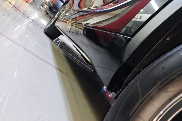 Used Toyota Crown Kluger 2023 2.5L HEV Four-Wheel Drive Elite Edition Left Side Sill