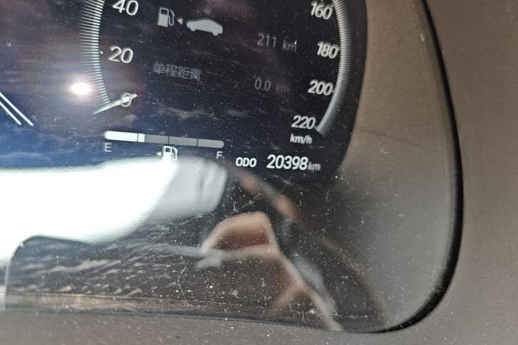 Used Toyota Crown Kluger 2023 2.5L HEV Four-Wheel Drive Prestige Edition Odometer Close Up