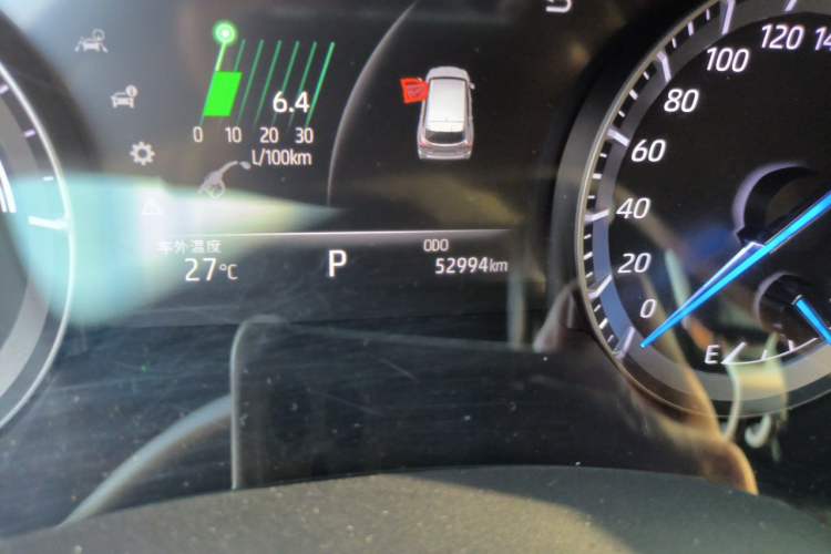 Used Toyota Crown Kluger 2023 2.5L HEV Four-Wheel Drive Luxury Edition Odometer Close Up