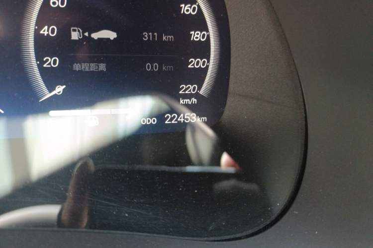 Used Toyota Crown Kluger 2023 2.5L HEV Four-Wheel Drive Prestige Edition Odometer Close Up
