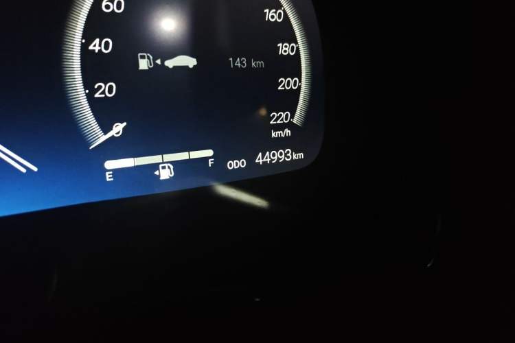 Used Toyota Crown Kluger 2023 2.5L HEV Four-Wheel Drive Prestige Edition Odometer Close Up