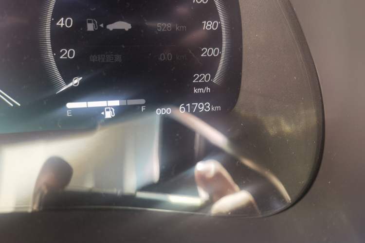 Used Toyota Crown Kluger 2023 2.5L HEV Four-Wheel Drive Flagship Edition Odometer Close Up