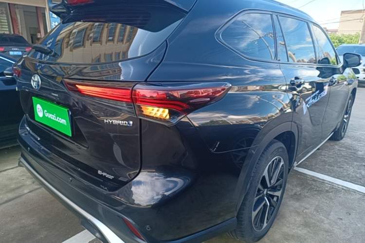 Used Toyota Crown Kluger 2023 2.5L HEV Four-Wheel Drive Luxury Edition Rear Right 45 Deg