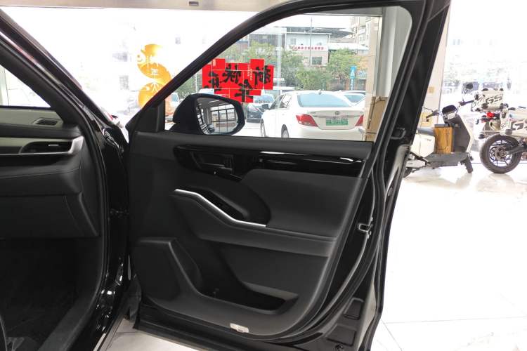 Used Toyota Crown Kluger 2023 2.5L HEV Two-Wheel Drive Entry Version (5 Seats) Right Front Door Interior