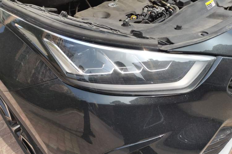 Used Toyota Crown Kluger 2023 2.5L HEV Four-Wheel Drive Prestige Edition Right Front Headlight