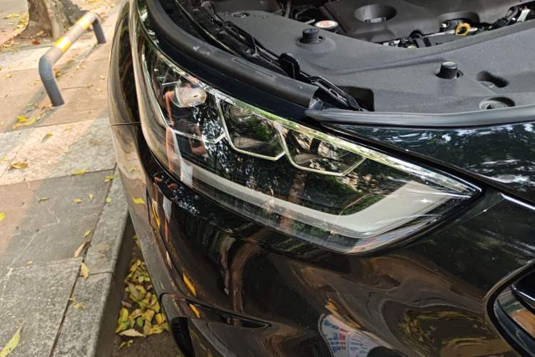 Used Toyota Crown Kluger 2023 2.5L HEV Four-Wheel Drive Flagship Edition Right Front Headlight
