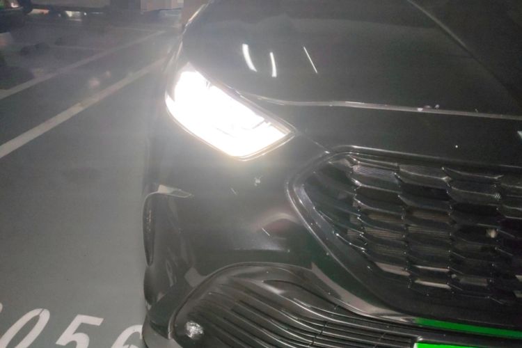 Used Toyota Crown Kluger 2023 2.5L HEV Four-Wheel Drive Elite Edition Right Front Headlight