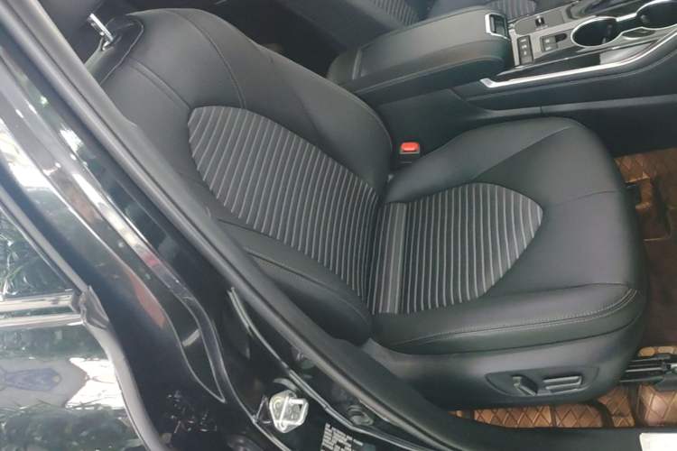 Used Toyota Crown Kluger 2023 2.5L HEV Four-Wheel Drive Prestige Edition Right Front Seat