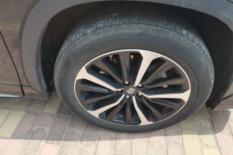 Used Toyota Crown Kluger 2023 2.5L HEV Four-Wheel Drive Prestige Edition Right Front Wheel Hub