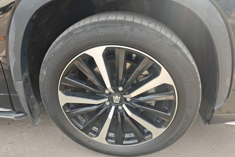 Used Toyota Crown Kluger 2023 2.5L HEV Four-Wheel Drive Flagship Edition Right Front Wheel Hub