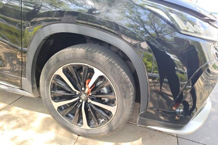 Used Toyota Crown Kluger 2023 2.5L HEV Four-Wheel Drive Luxury Edition Right Front Wheel Hub